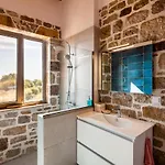 Stonevillas And Seaview Garden Marion Holiday home