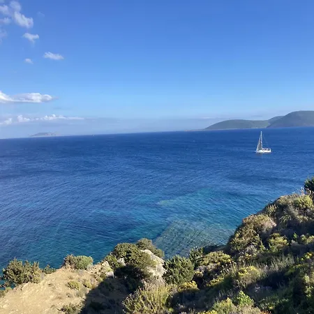 Vakantiehuis Stonevillas&seaview Garden Marion *