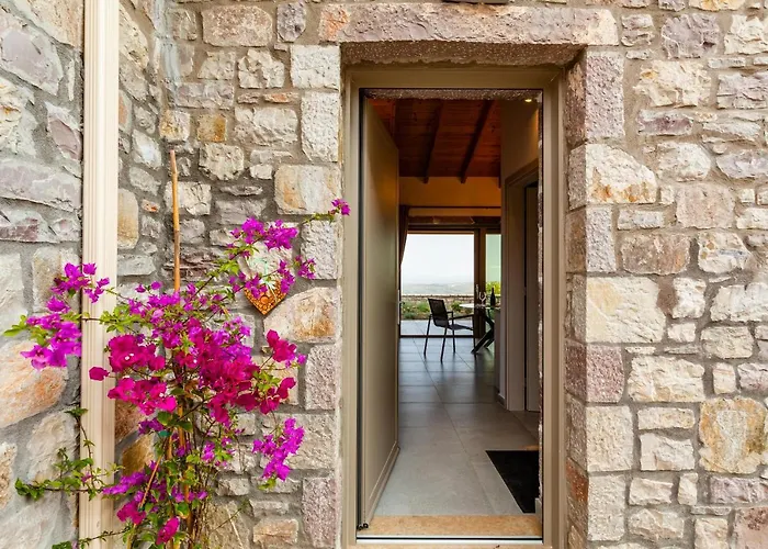 Vakantiehuis Stonevillas&seaview Garden Marion Agnantio