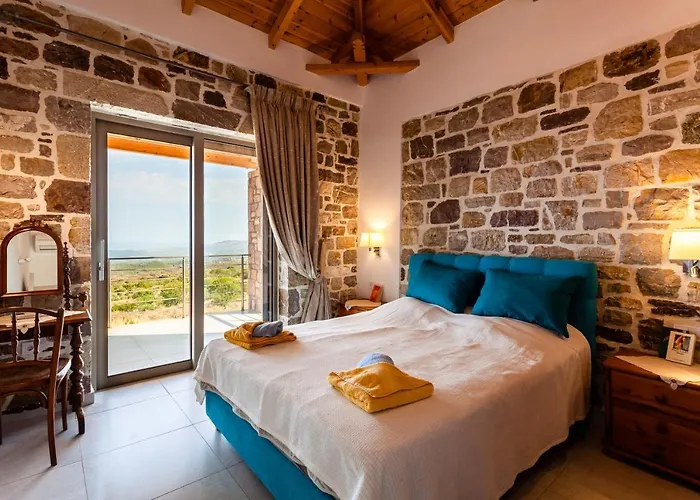 Stonevillas And Seaview Garden Marion