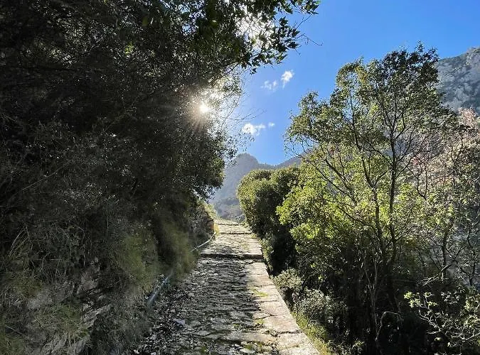 Stonevillas&seaview Garden Marion * Agnantio